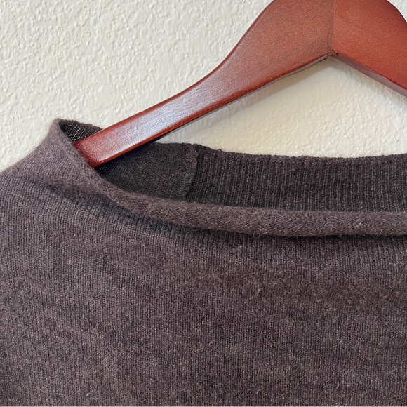 Brochu Walker The Lori Cashmere Off Shoulder Sweater Carob Melange - Picture 8 of 12